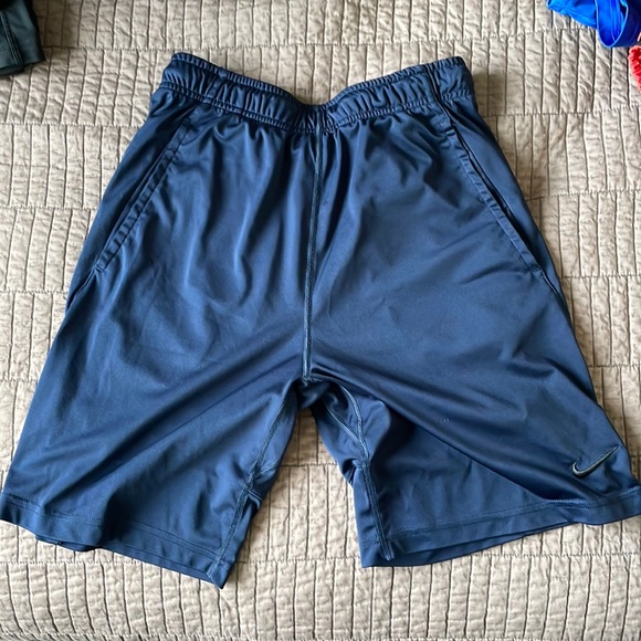 Nike dri-fit training shorts 2.0 in navy - Picture 1 of 1